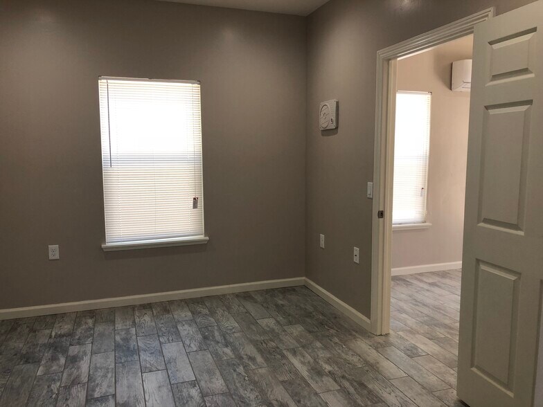 More Photos Of 5799 Arboga Rd, Olivehurst Specialty For Sale