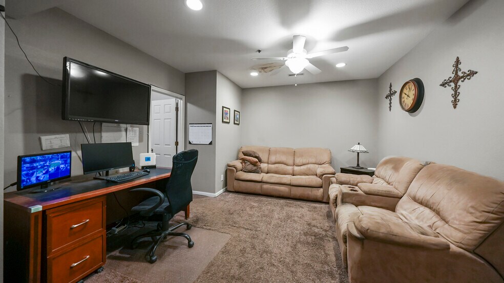 More Photos Of 846 Winery Hills Est, Linn Creek Winery Vineyard For Sale