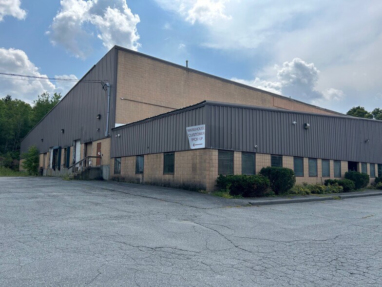 More Photos Of 326 Dartmouth College Hwy, Lebanon Warehouse For Sale