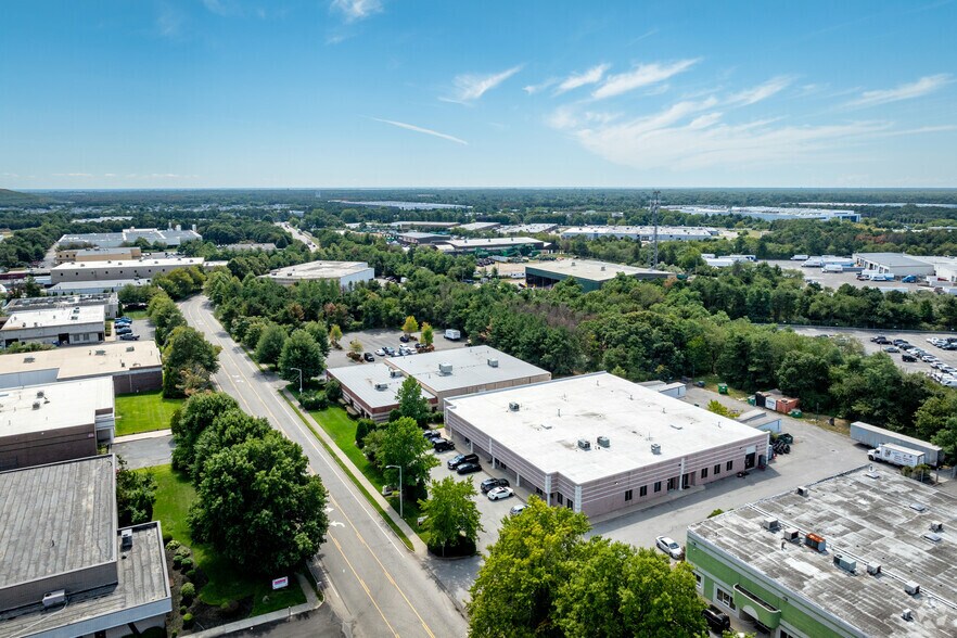 More Photos Of 54 Old Dock Rd, Yaphank Light Distribution For Lease