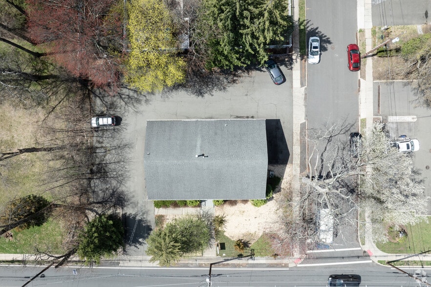 More Photos Of 185 Broadway, Hillsdale Medical For Lease