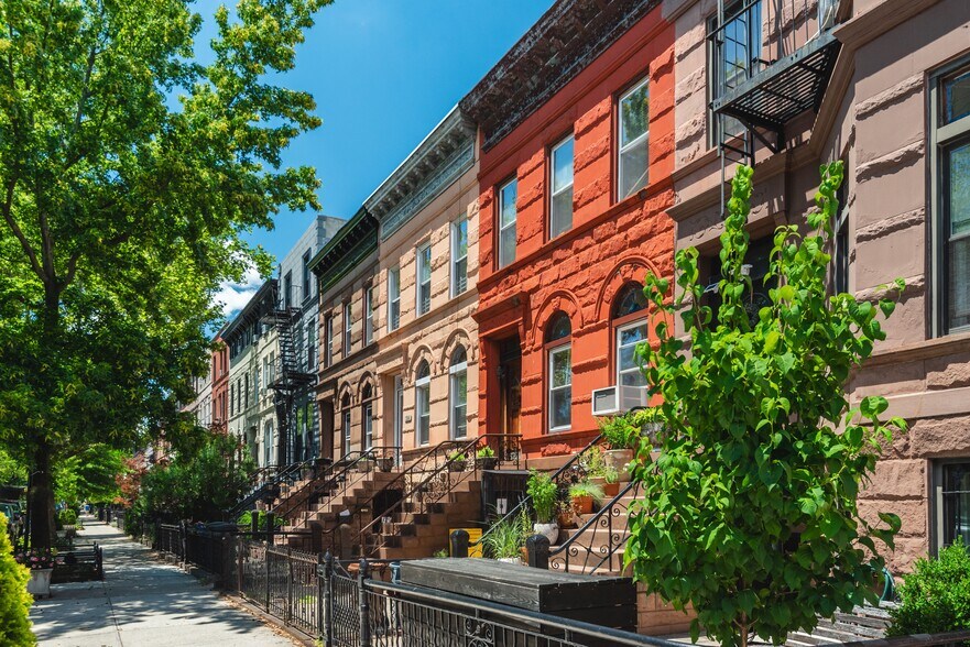 More Photos Of 579 Decatur St, Brooklyn Apartments For Sale