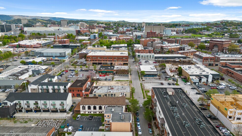 More Photos Of 1808 Cowart St, Chattanooga Apartments For Sale