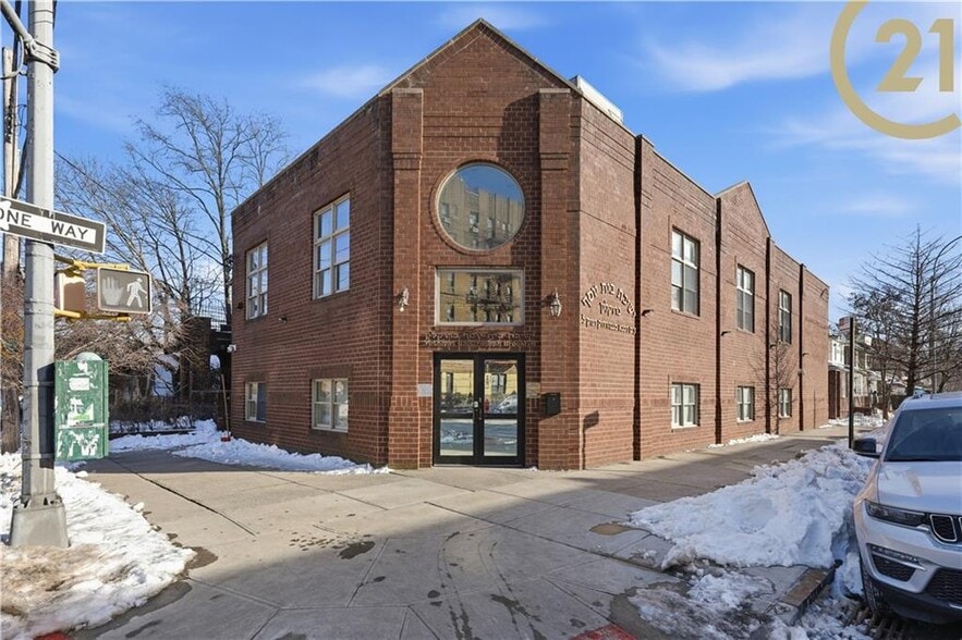 Primary Photo Of 1502 Avenue N, Brooklyn Religious Facility For Sale