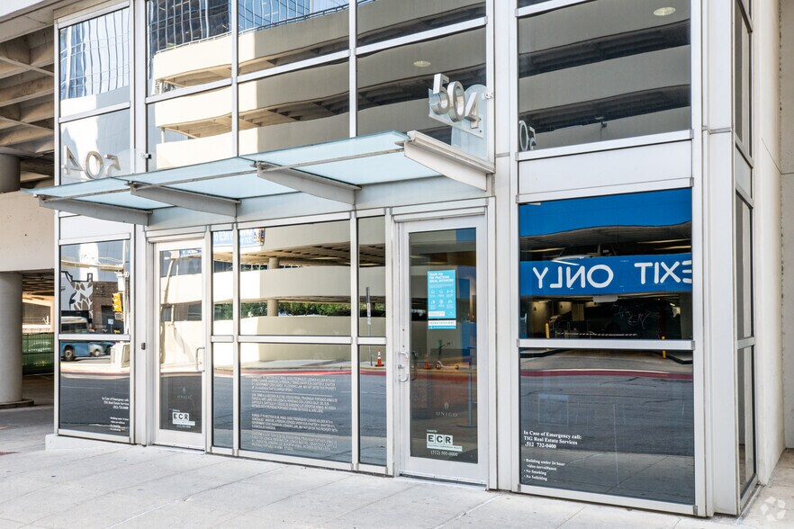 More Photos Of 504 Lavaca St, Austin Office For Lease