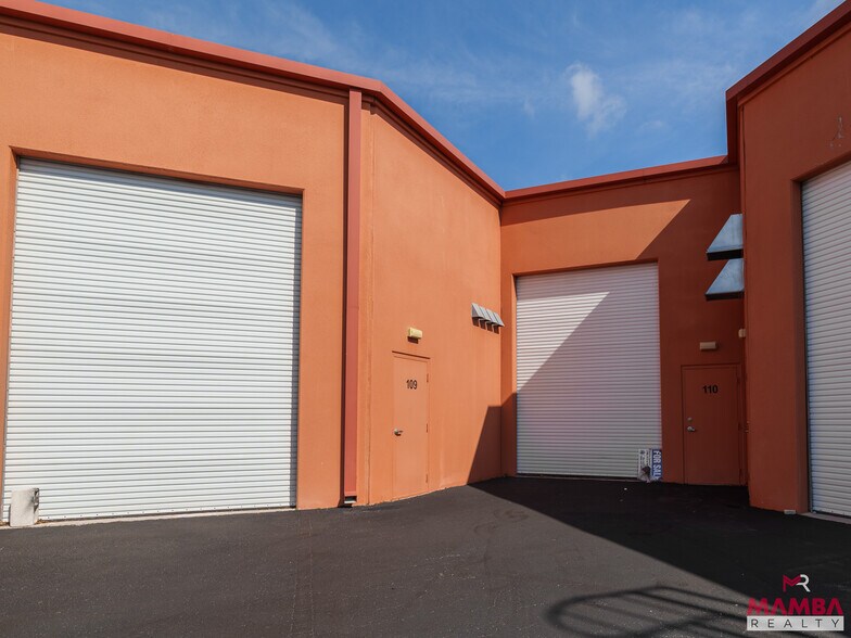 More Photos Of 413 NE Van Loon Ln, Cape Coral Light Distribution For Sale