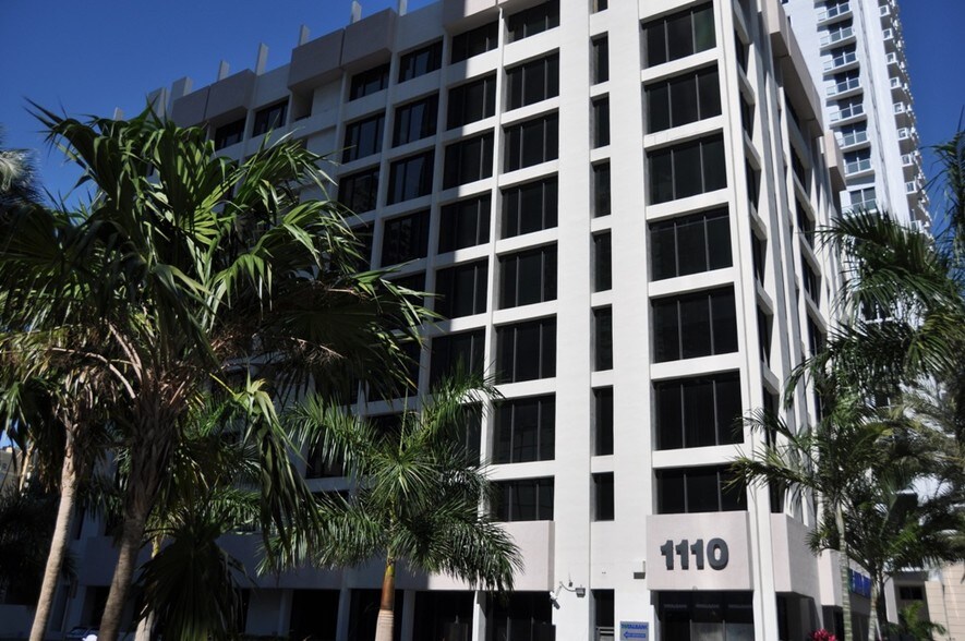More Photos Of 1110 Brickell Ave, Miami Office For Lease