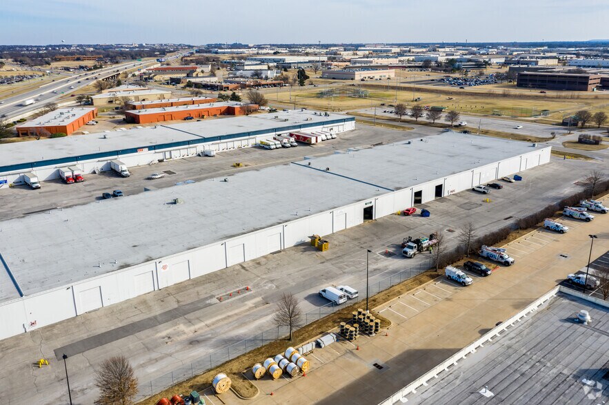 More Photos Of 12027 E 51st St, Tulsa Unknown For Lease
