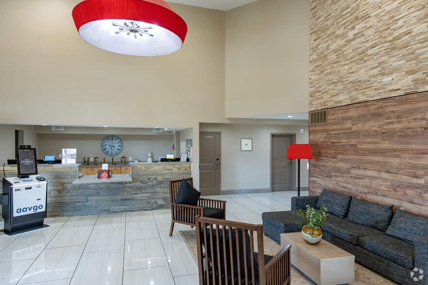 More Photos Of 1000 Admiral Callaghan Ln, Vallejo Hotel For Sale