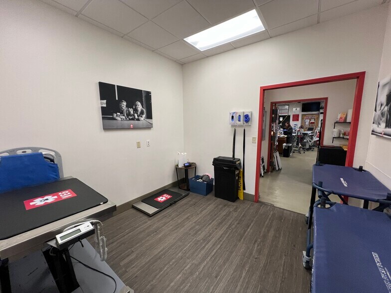 More Photos Of 202-238 E Bearss Ave, Tampa General Retail For Sale