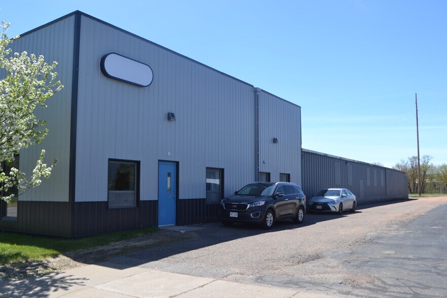 More Photos Of 2310 N 3rd St, Wausau Warehouse For Sale