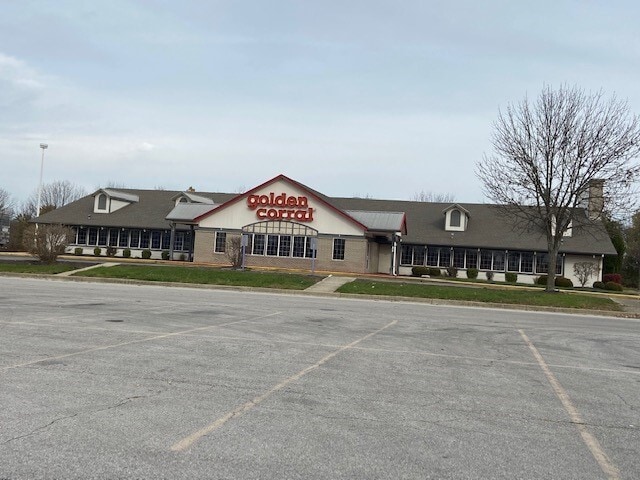 More Photos Of 160 S Marlin Dr, Greenwood Restaurant For Sale