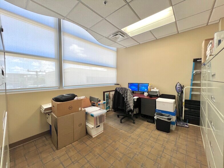 More Photos Of 1430 S Dixie Hwy, Coral Gables Office For Sale