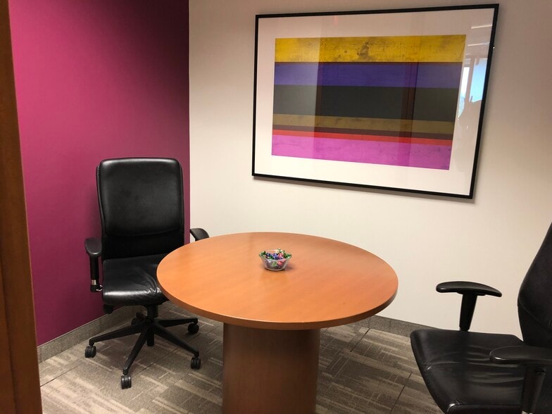 More Photos Of 401 The West Mall, Toronto Unknown For Lease