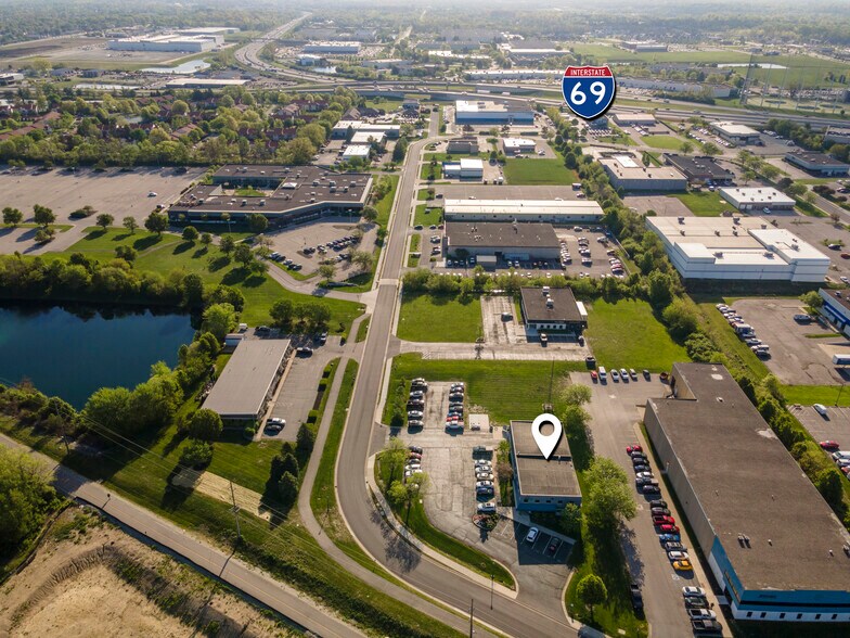 More Photos Of 11837 Technology Dr, Fishers Warehouse For Lease