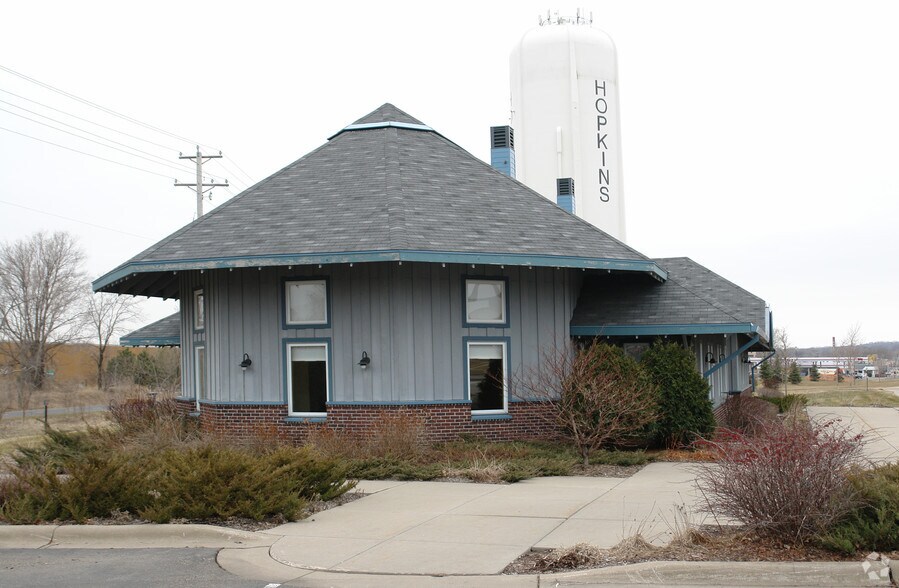 More Photos Of 10417 Excelsior Blvd, Hopkins Medical For Lease