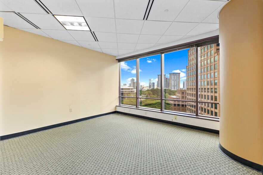 More Photos Of 1100 Alakea St, Honolulu Office For Sale