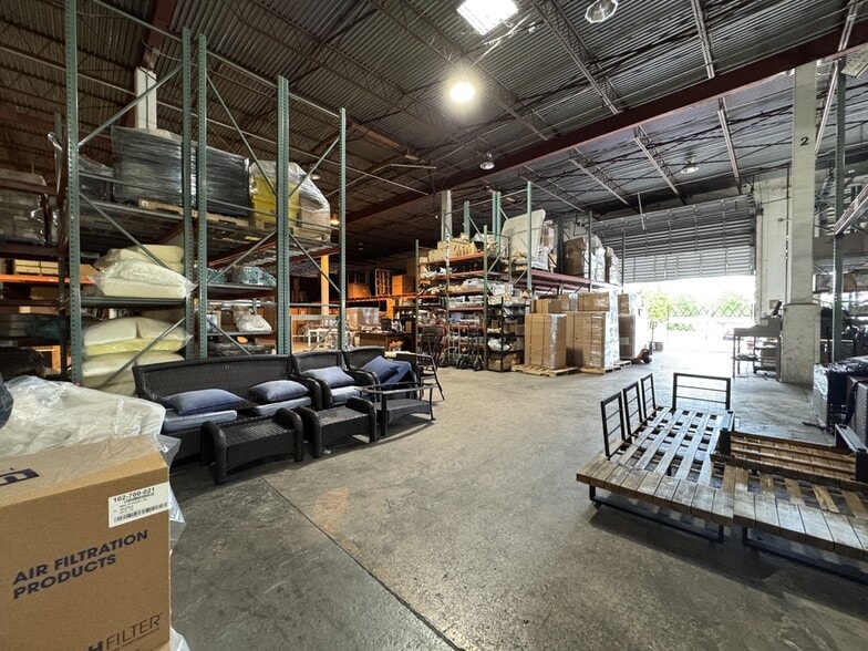 More Photos Of 4900 NW 167th St, Miami Gardens Warehouse For Sale
