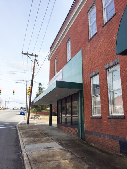 More Photos Of 201 W Morgan St, Wadesboro Office For Sale