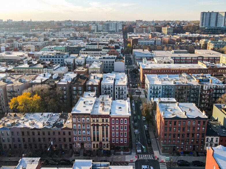 More Photos Of 746 Park Ave, Hoboken Storefront Retail Residential For Lease