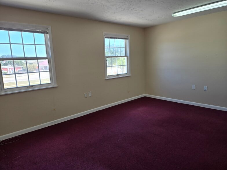 More Photos Of 8726 Old County Road 54, New Port Richey Medical For Sale