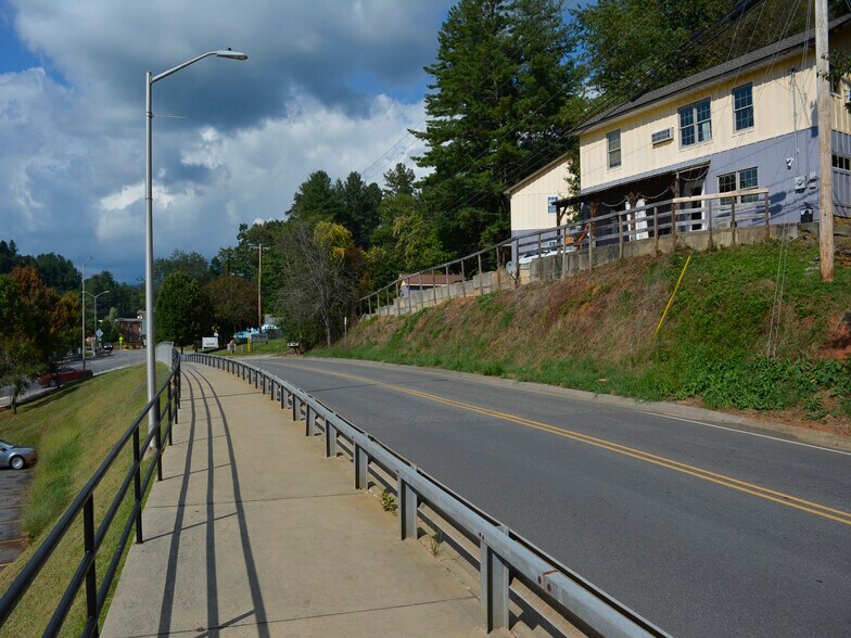 More Photos Of 44 & 54 Legacy Ln, Cullowhee Apartments For Sale