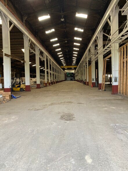 More Photos Of 225 Wetmore Ave SE, Massillon Warehouse For Lease