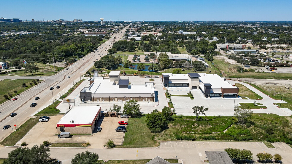 More Photos Of 2709 Texas Ave, College Station Storefront For Lease