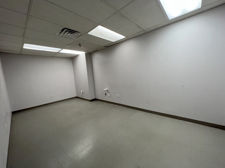 More Photos Of 3706 Crondall Ln, Owings Mills Flex For Lease