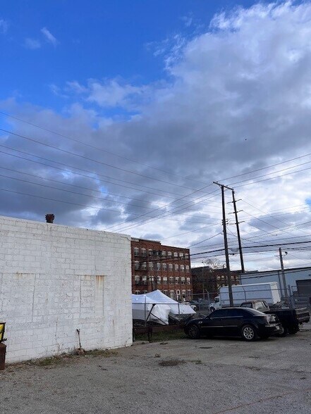 More Photos Of 1200 E 38th St, Cleveland Service For Sale