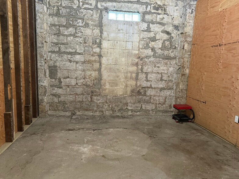 More Photos Of 87 Tremont st, New Bedford Industrial For Sale