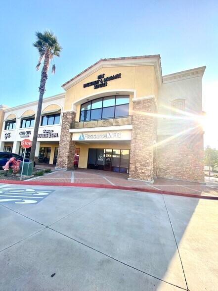 More Photos Of 1301-1397 S Grand Ave, Glendora Unknown For Lease