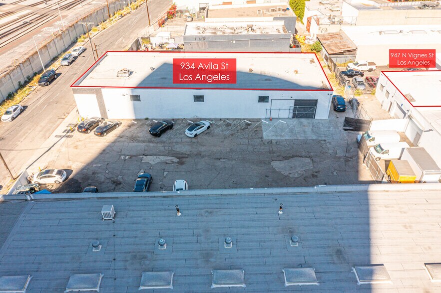 More Photos Of 934 Avila St, Los Angeles Warehouse For Sale