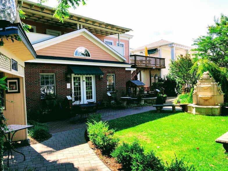 More Photos Of 34 E Church St, Kilmarnock Hotel For Sale