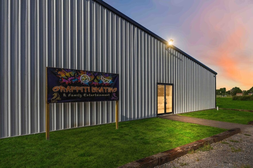 More Photos Of 1061 County Road 6111, Dayton Industrial For Sale