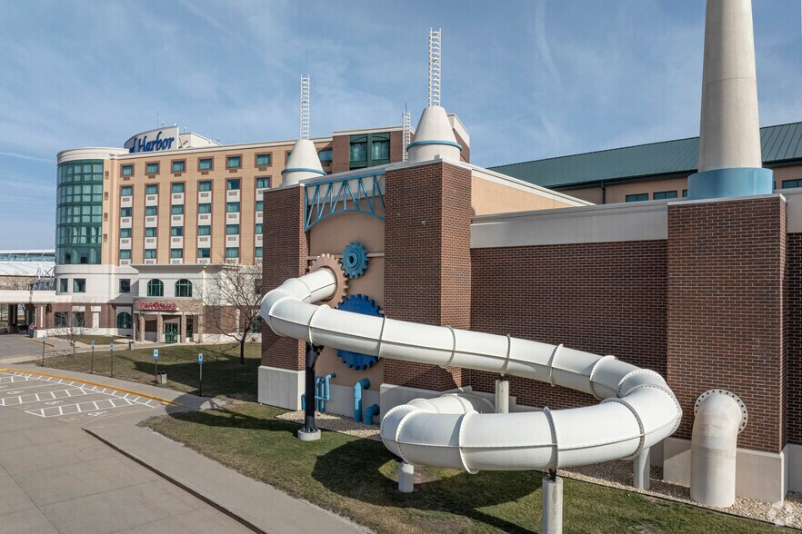 More Photos Of 350 Bell St, Dubuque Hotel For Sale