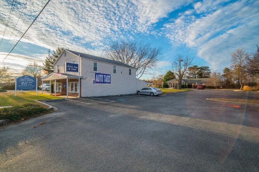 More Photos Of 11855 Hg Trueman Rd, Lusby Health Club For Lease
