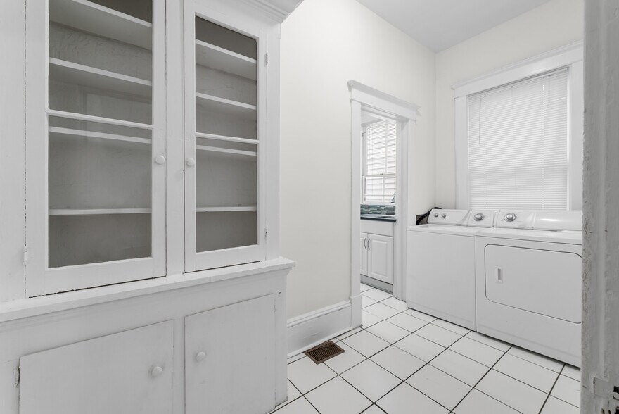 More Photos Of 816-818 Drayton St, Savannah Apartments For Sale