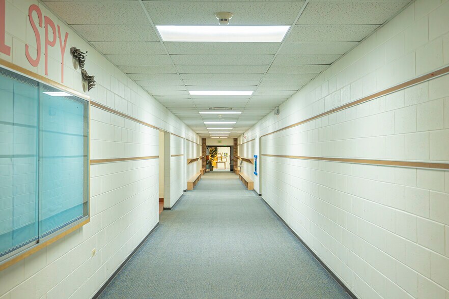 More Photos Of 202 Topaz Ave, Granby Schools For Sale