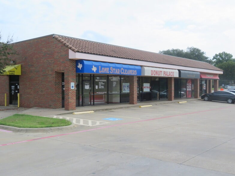 Primary Photo Of 3601 SW Green Oaks Blvd, Arlington Storefront For Lease
