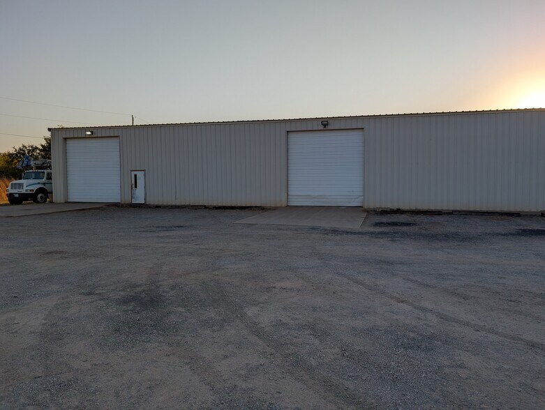Primary Photo Of 801 Canter Ct, Stillwater Manufacturing For Lease