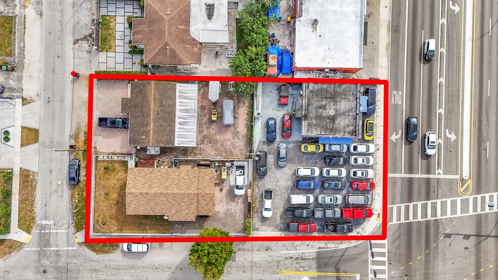 More Photos Of 820 E 43rd St, Hialeah Auto Dealership For Sale