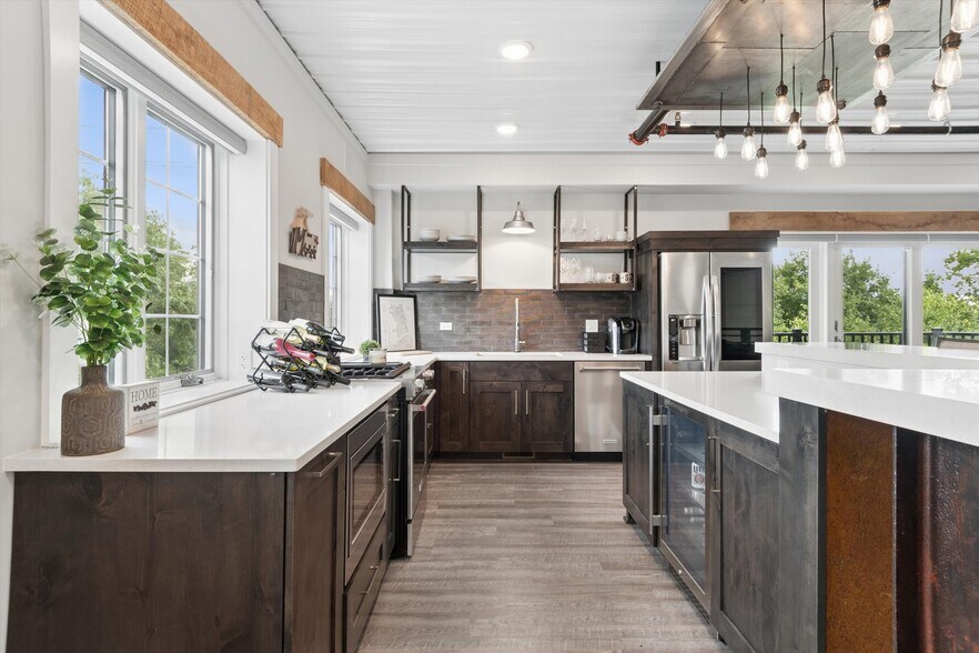 More Photos Of 2252 Ferry M#101 Road, Naperville Industrial For Sale