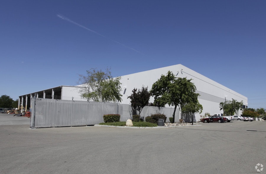 More Photos Of 6951 Southfront Rd, Livermore Warehouse For Lease