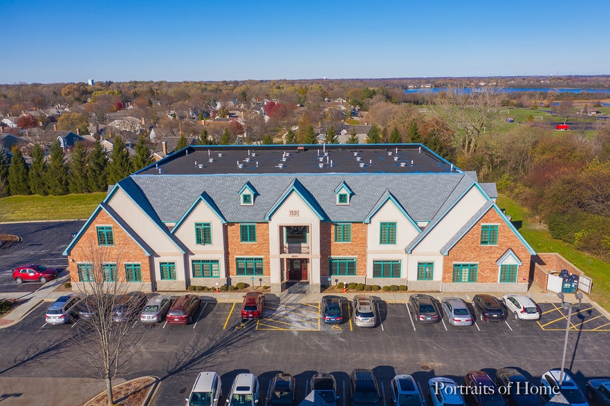 More Photos Of 1531 Grove Ave, Barrington Office For Sale