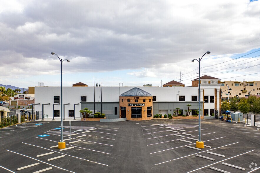 More Photos Of 730 Las Vegas Blvd, Las Vegas Office For Lease