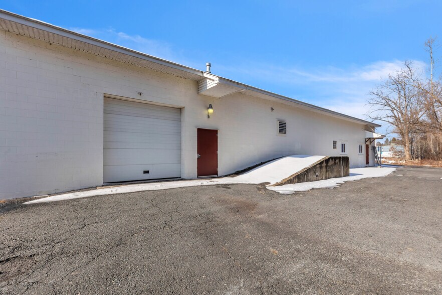 More Photos Of 96A Mainline Dr, Westfield Warehouse For Lease