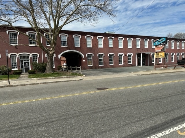 More Photos Of 356 South Ave, Whitman Light Manufacturing For Lease