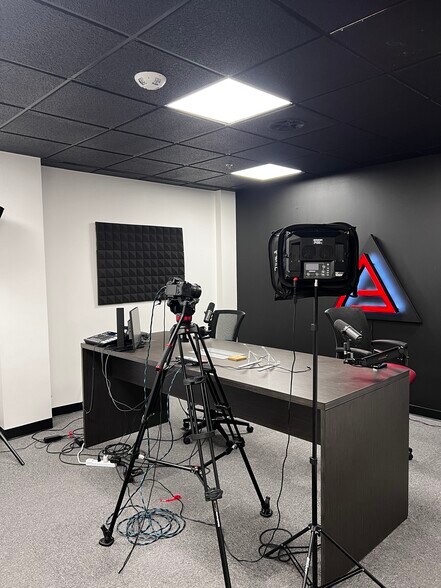 More Photos Of 5308 W Plano Pky, Plano Office For Sale