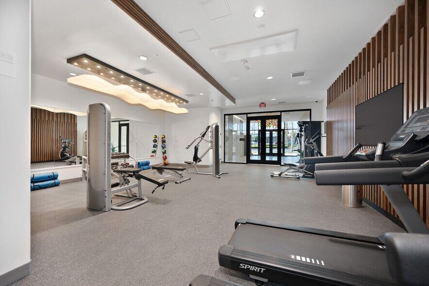 More Photos Of 5570 Rosemead Blvd, Temple City Apartments For Lease